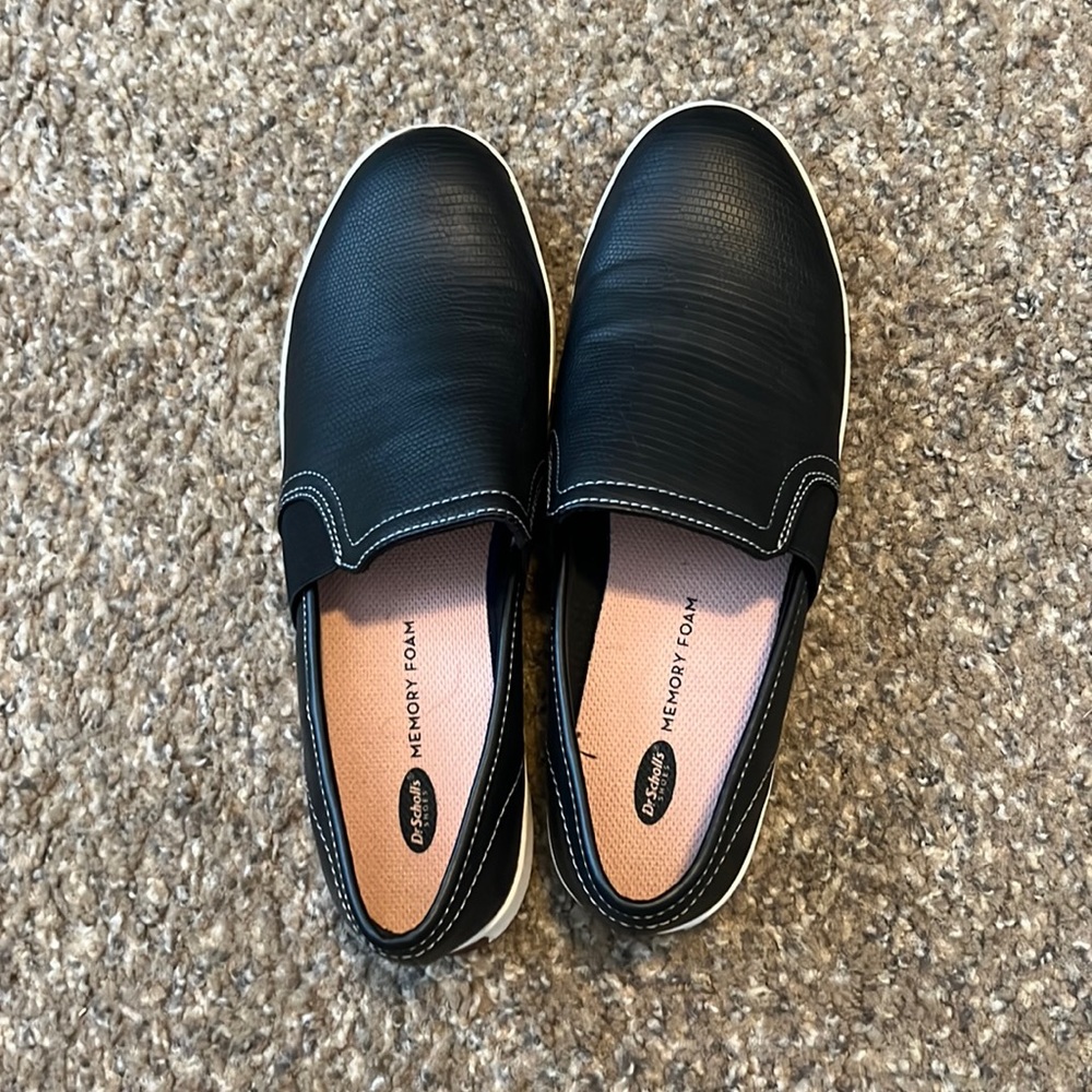Dr. Scholl’s slip on sneakers